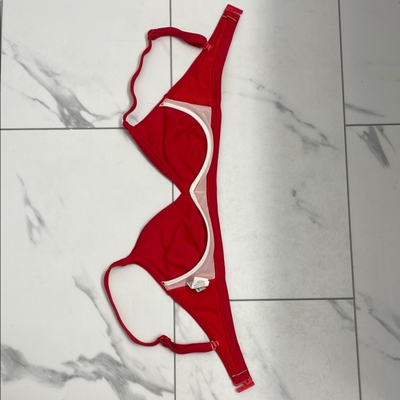 Baku Women’s Red Bikini Top Size 10 Adjustable Strap - Picture 5 of 11